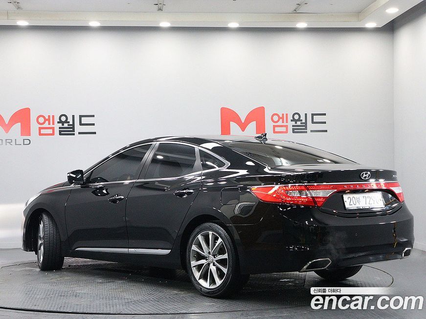 Hyundai Grandeur 2015