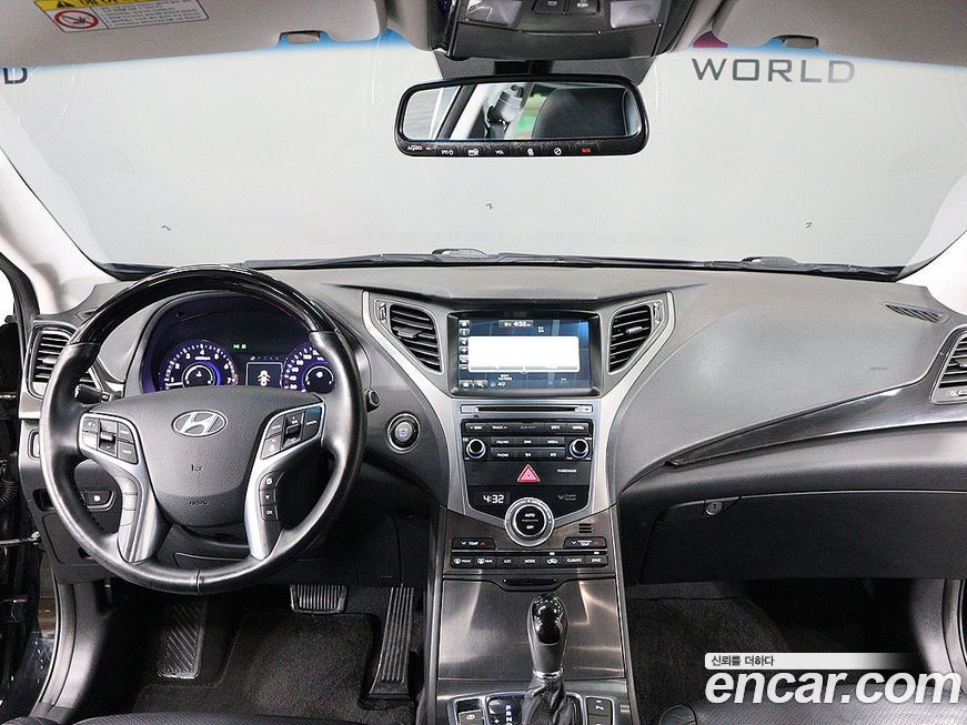 Hyundai Grandeur 2015