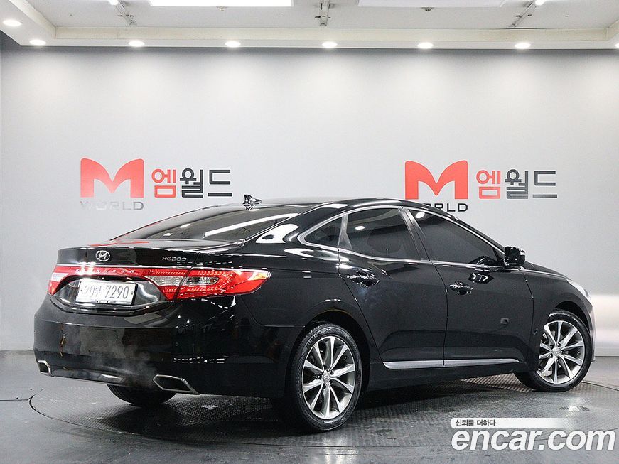 Hyundai Grandeur 2015