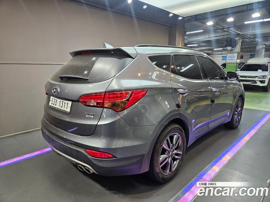 Hyundai Santafe 2015