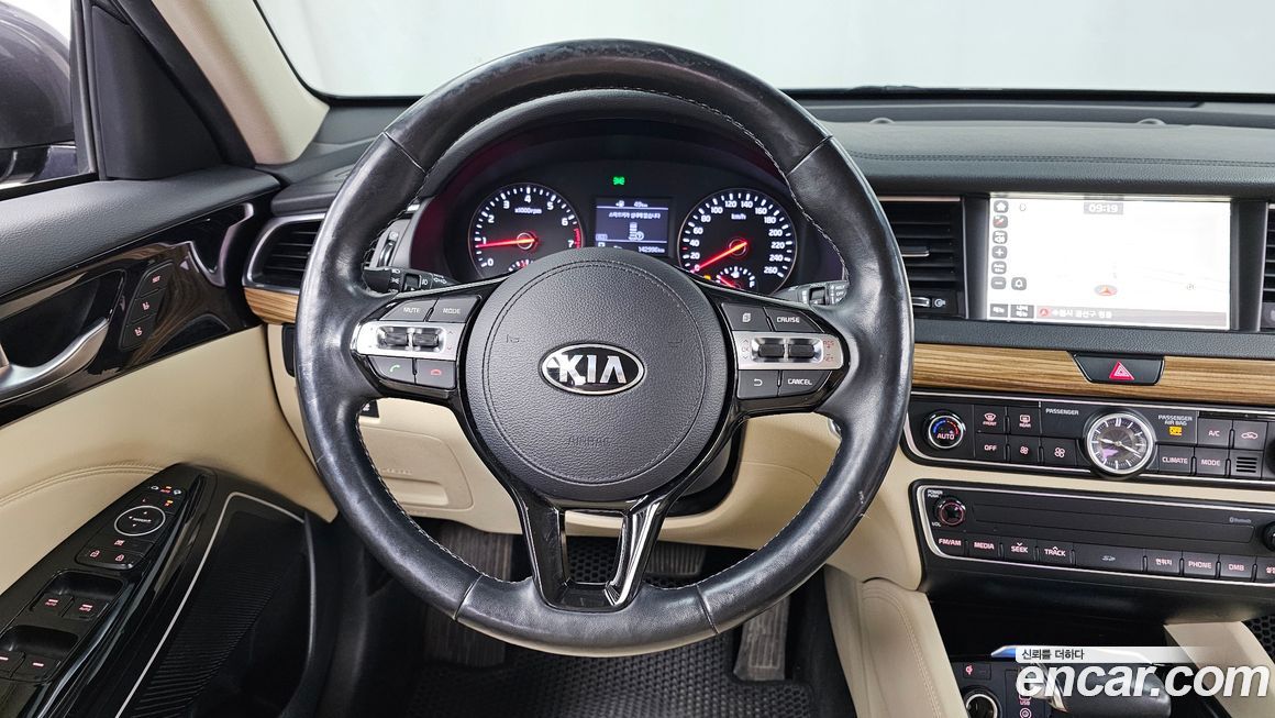 Kia K7 2016