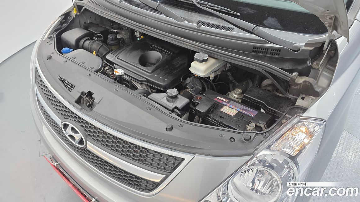 Hyundai Starex 2013