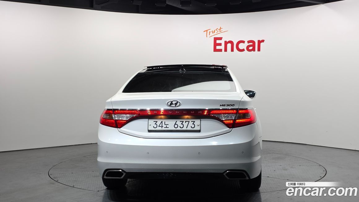 Hyundai Grandeur 2015