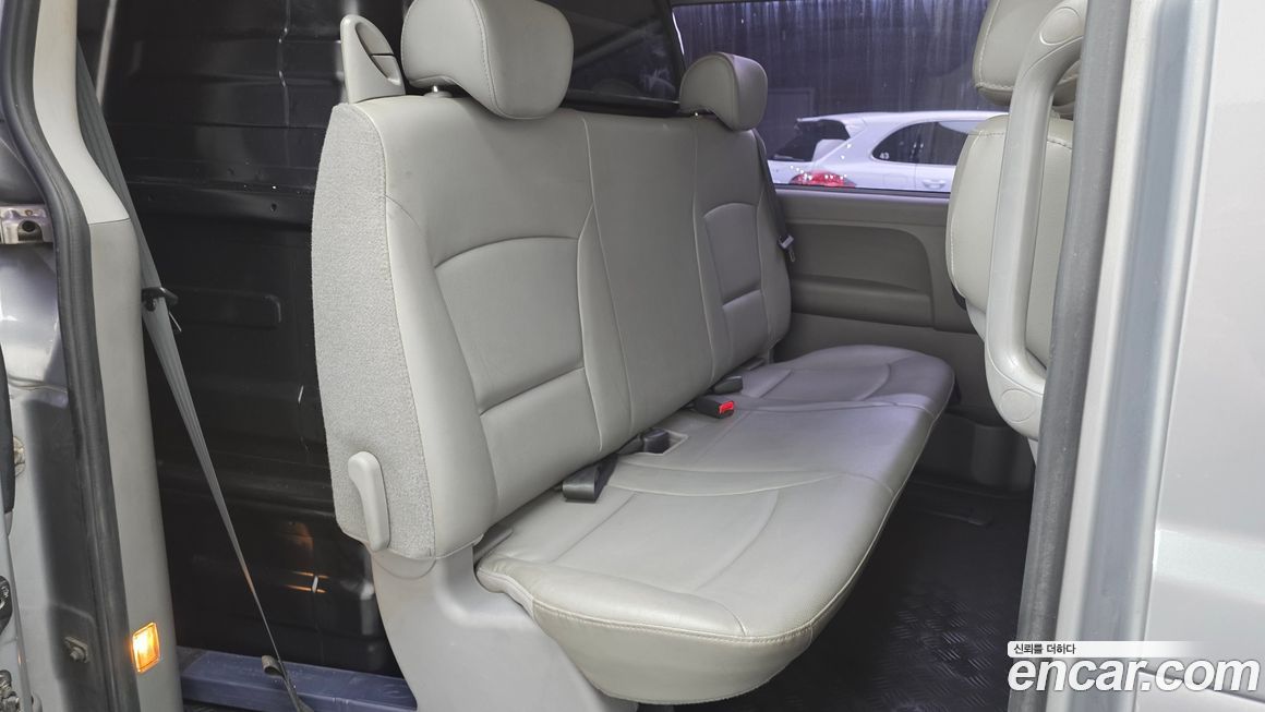 Hyundai Starex 2013