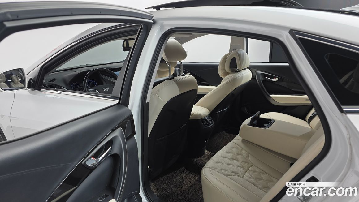 Hyundai Grandeur 2015