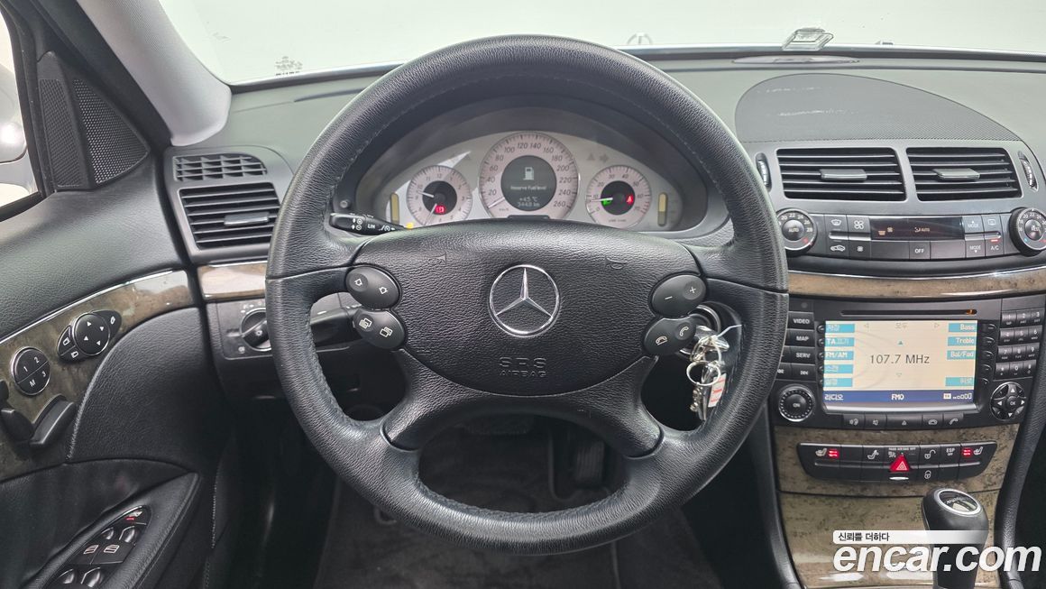 Mercedes-Benz E-Class 2007