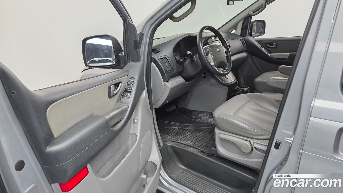 Hyundai Starex 2013