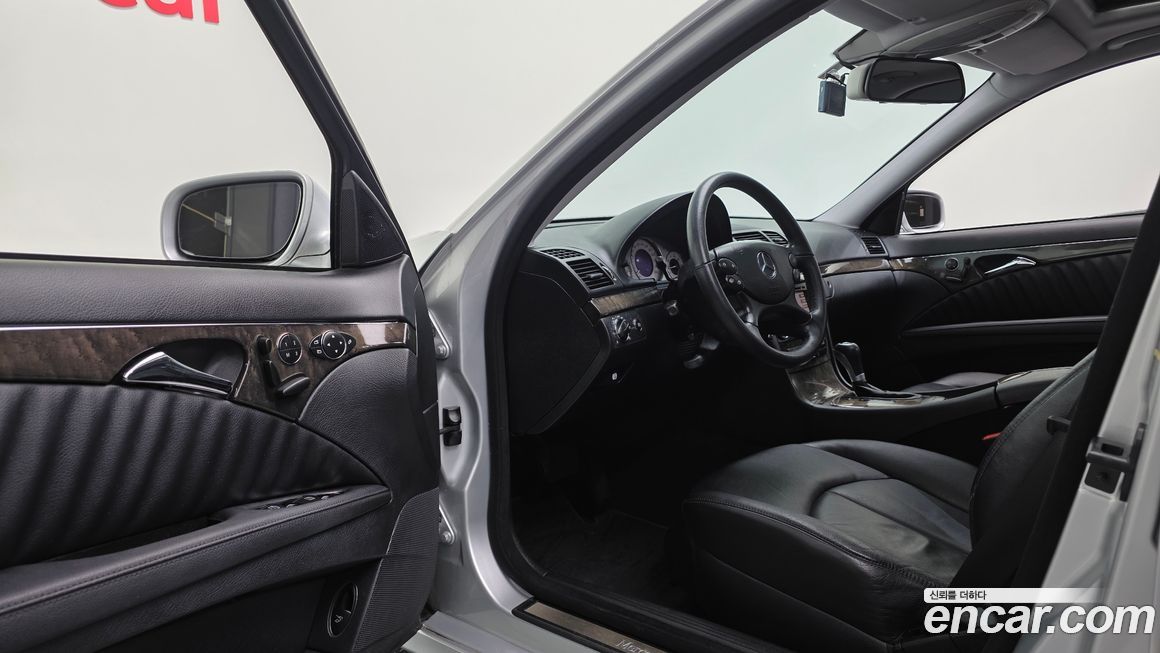 Mercedes-Benz E-Class 2007