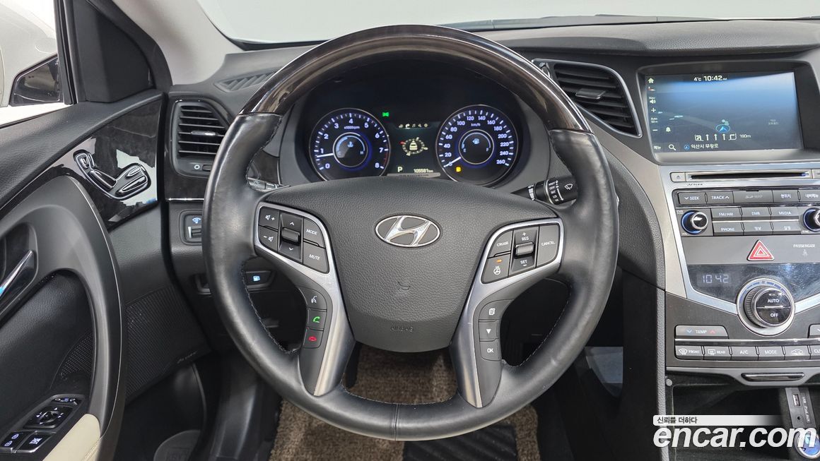 Hyundai Grandeur 2015