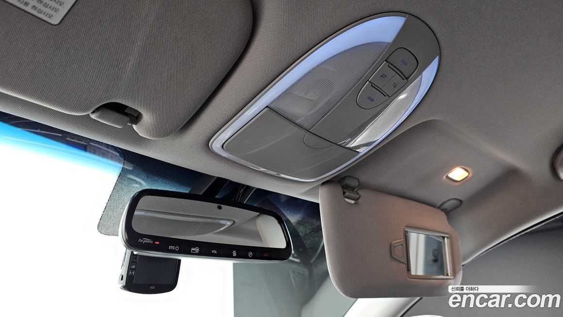 Hyundai Genesis 2013