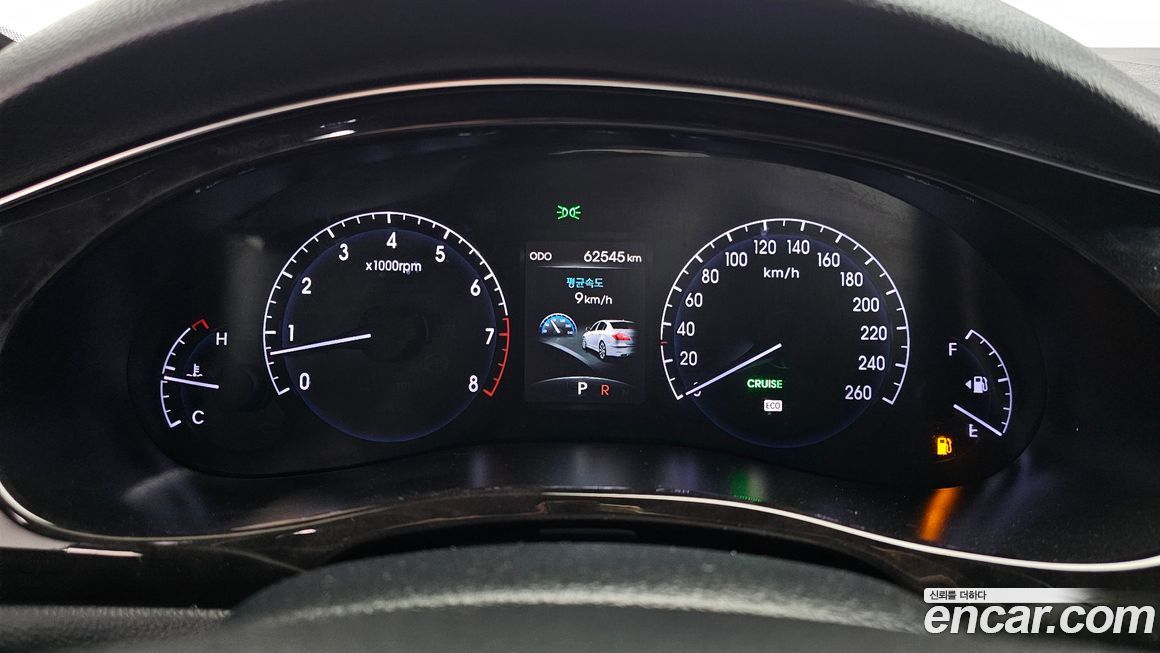 Hyundai Genesis 2013