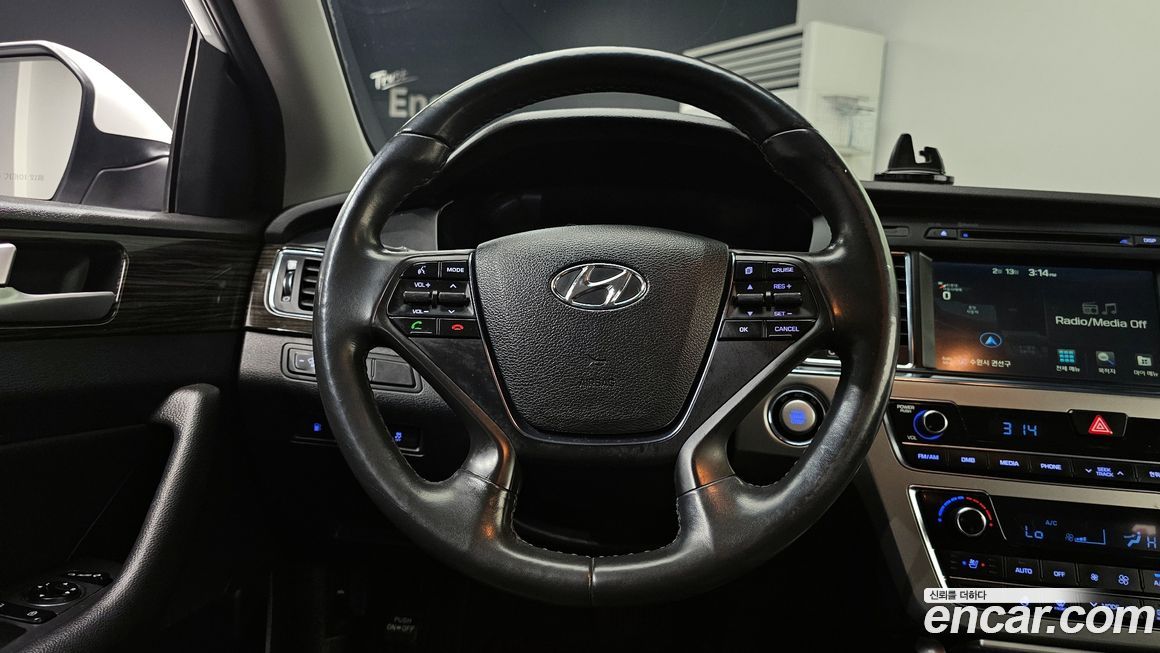 Hyundai Sonata 2015