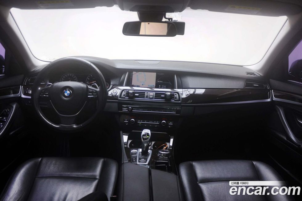 BMW 5-Series 2016
