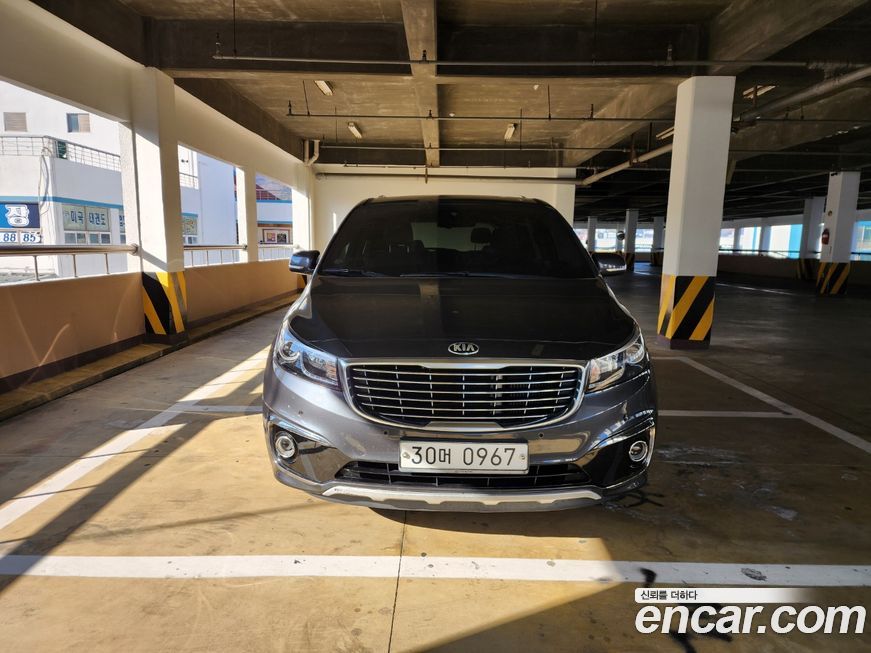 Kia Canival 2016