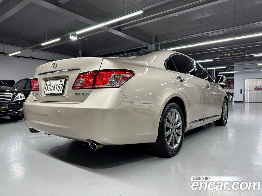 Lexus ES 2011