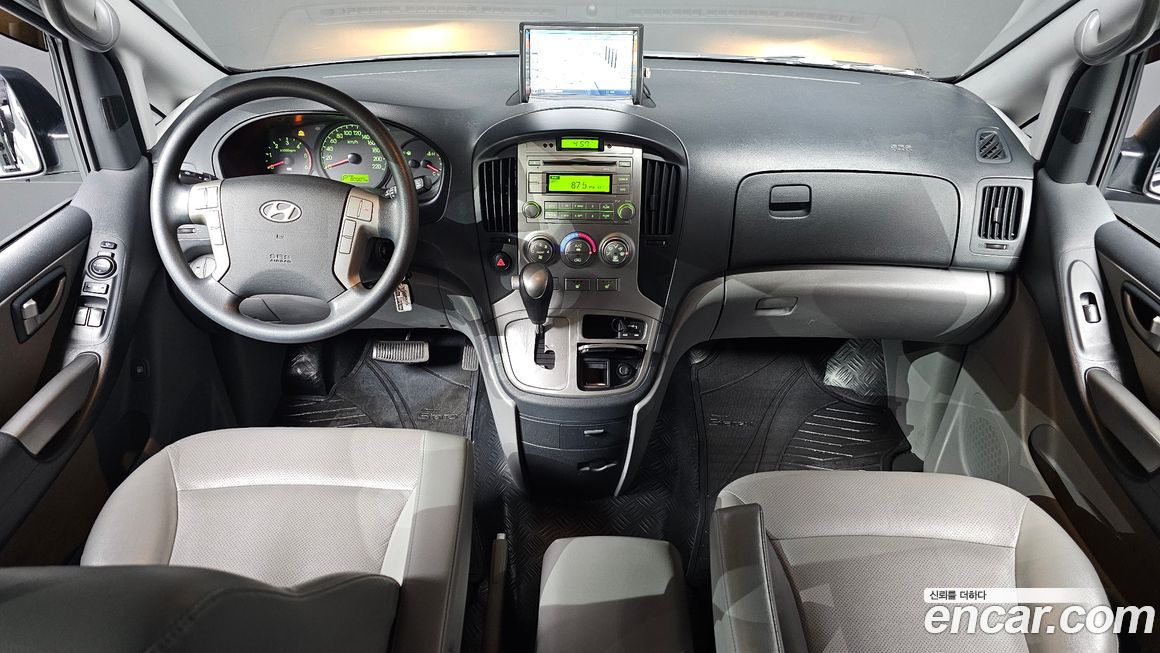 Hyundai Starex 2016
