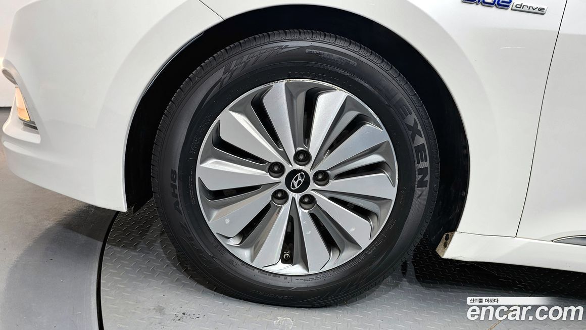 Hyundai Grandeur 2015