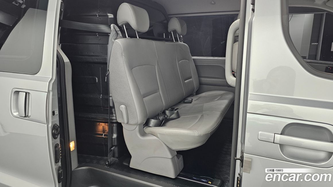 Hyundai Starex 2018