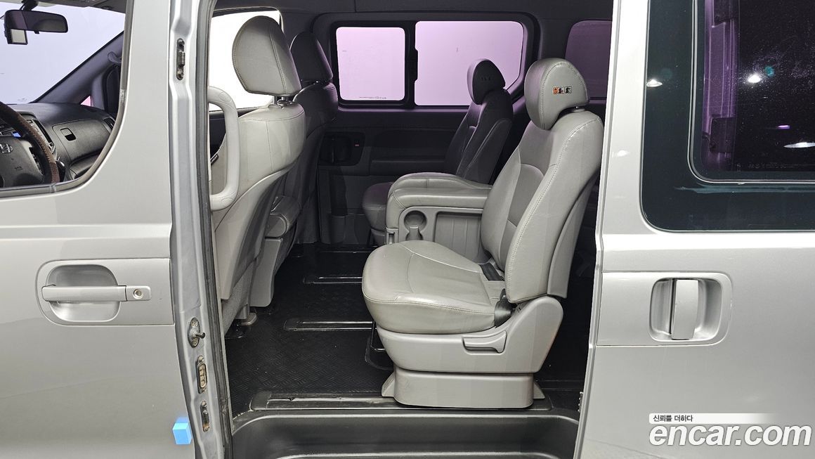 Hyundai Starex 2018
