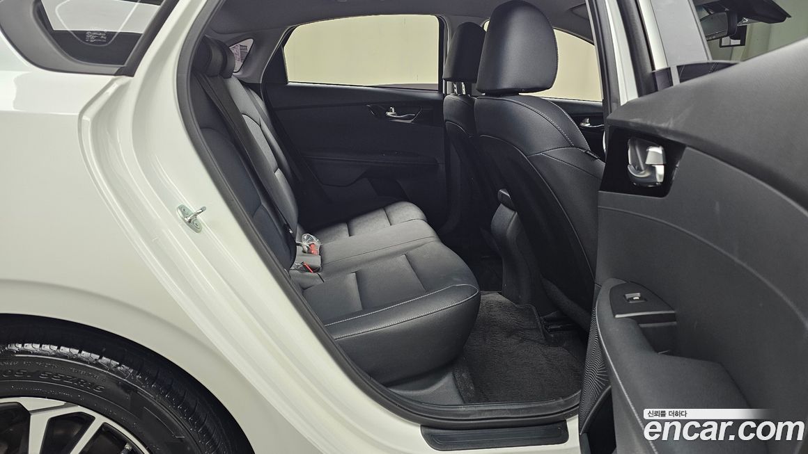 Kia K3 2023