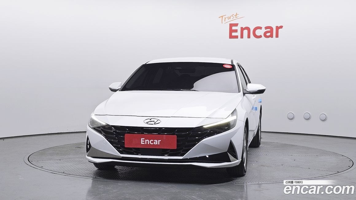 Hyundai AVANTE 2022