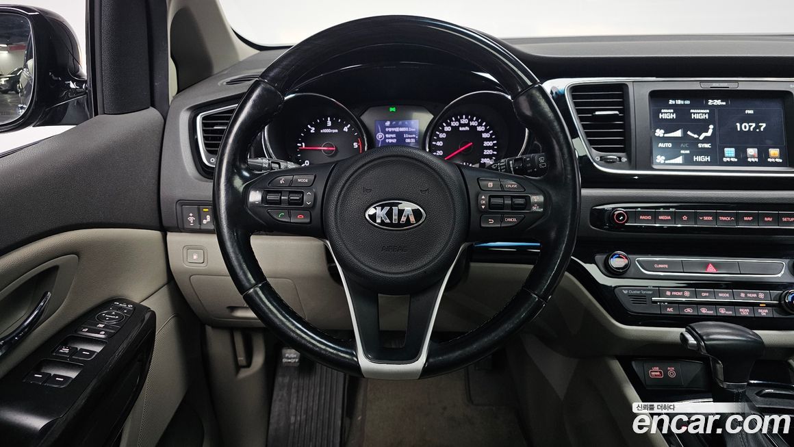 Kia Canival 2018