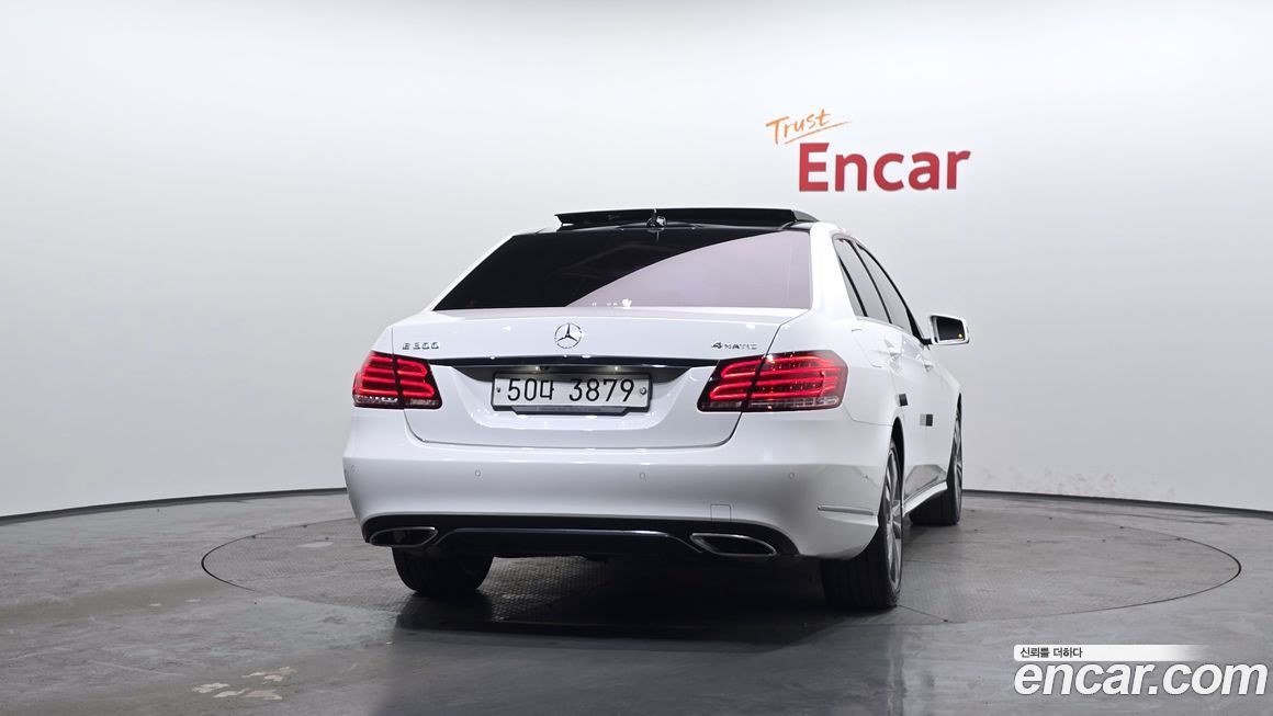 Mercedes-Benz E-Class 2015