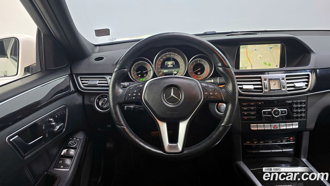 Mercedes-Benz E-Class 2015