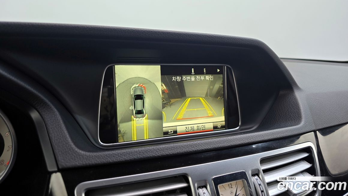 Mercedes-Benz E-Class 2015