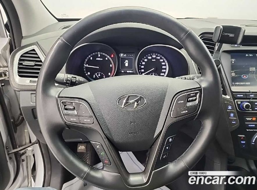 Hyundai Santafe 2016