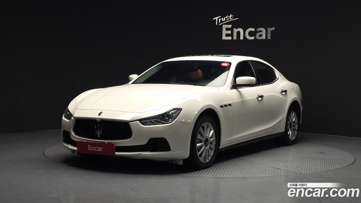 Maserati Ghibli 2015