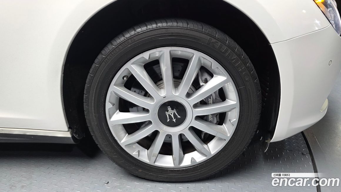 Maserati Ghibli 2015