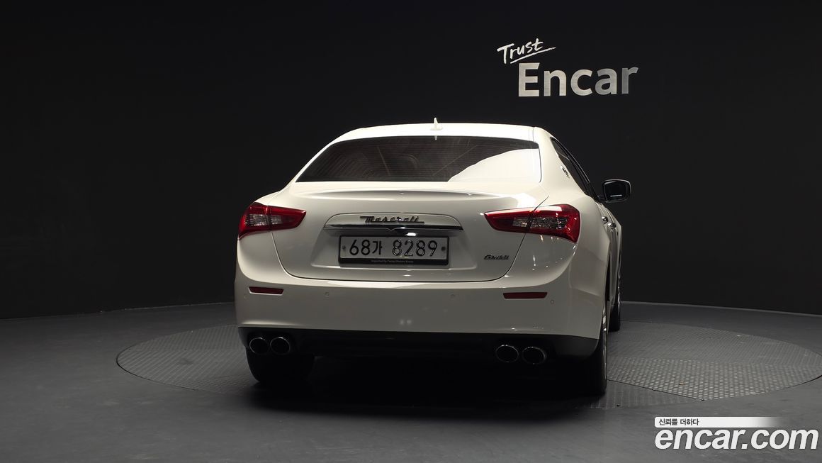 Maserati Ghibli 2015