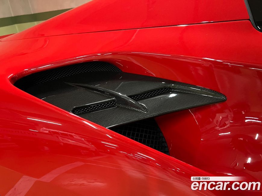 Ferrari 488 2018