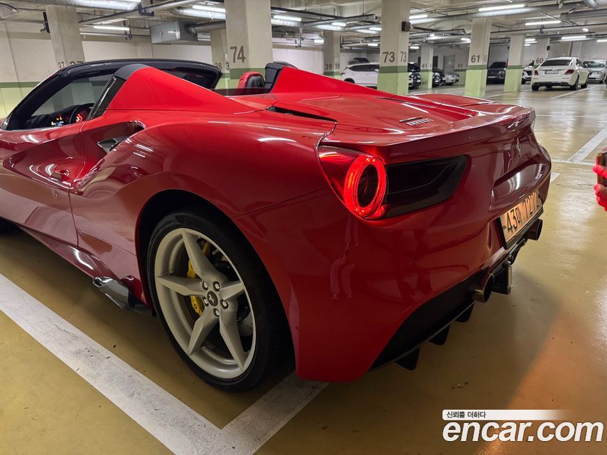 Ferrari 488 2018