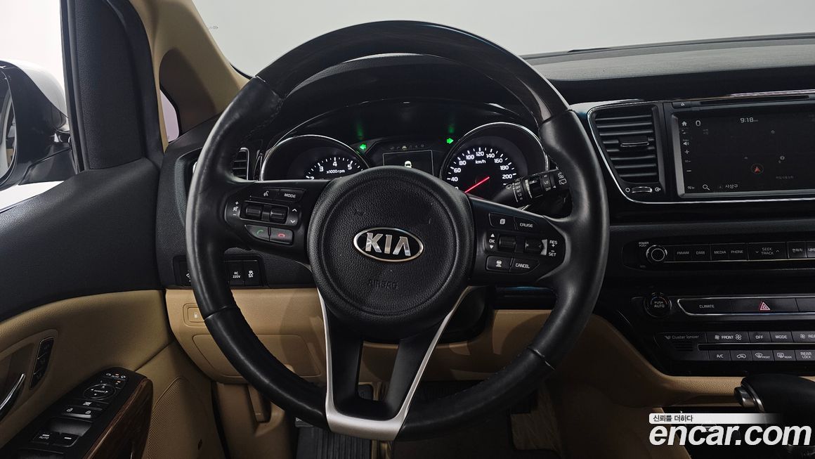Kia Canival 2017