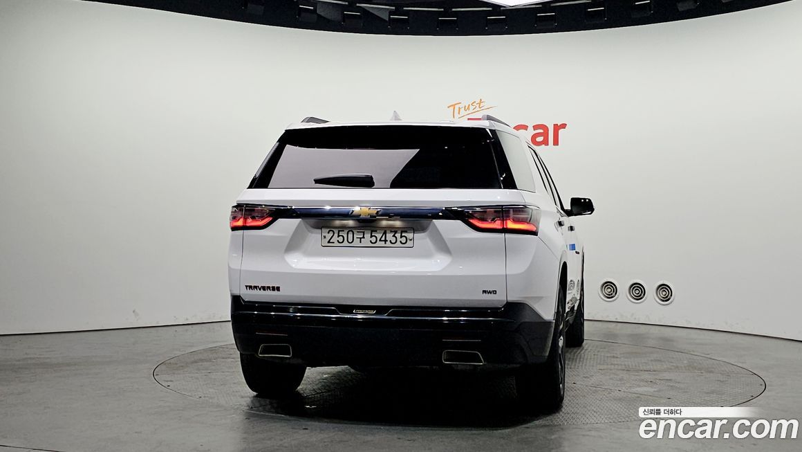 ChevroletGMDaewoo Traverse 2021