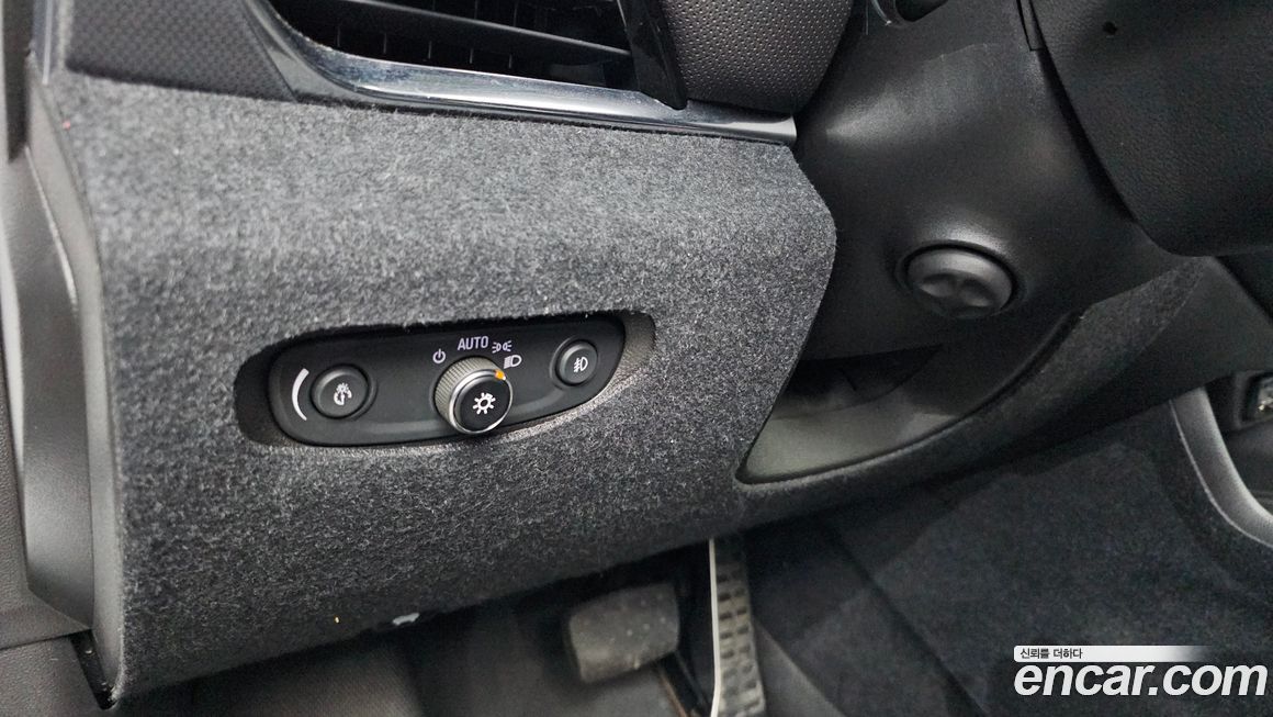 ChevroletGMDaewoo Traverse 2021