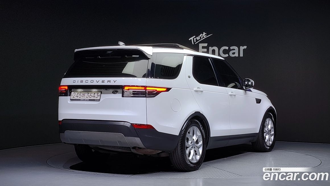 Land Rover Discovery 2018