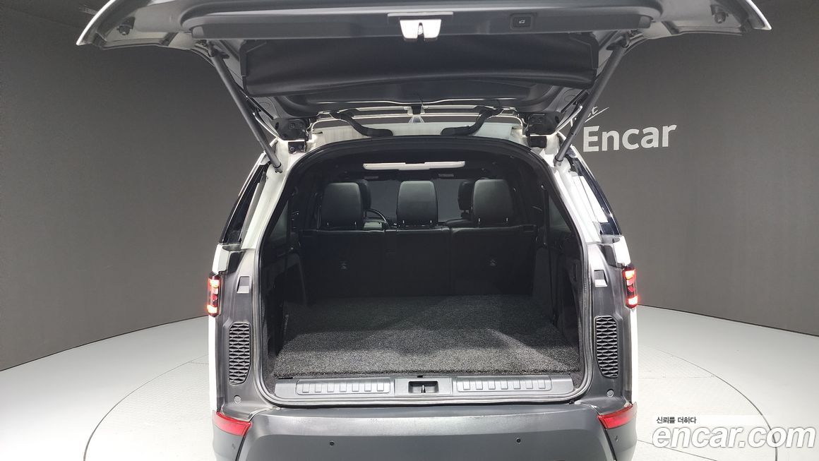 Land Rover Discovery 2018