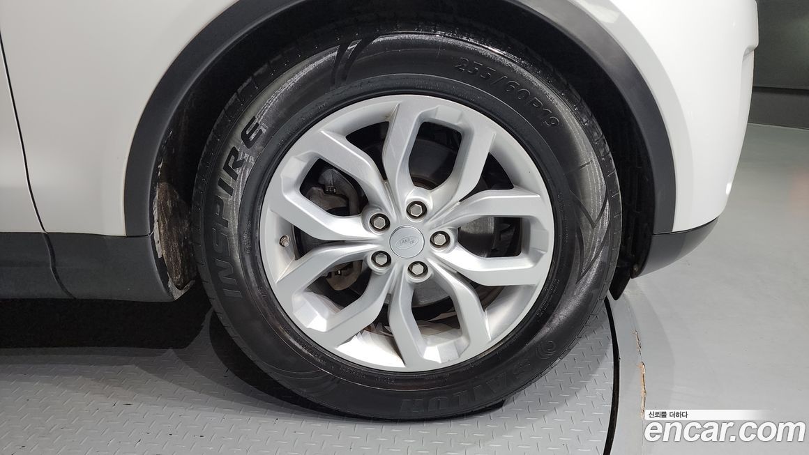 Land Rover Discovery 2018