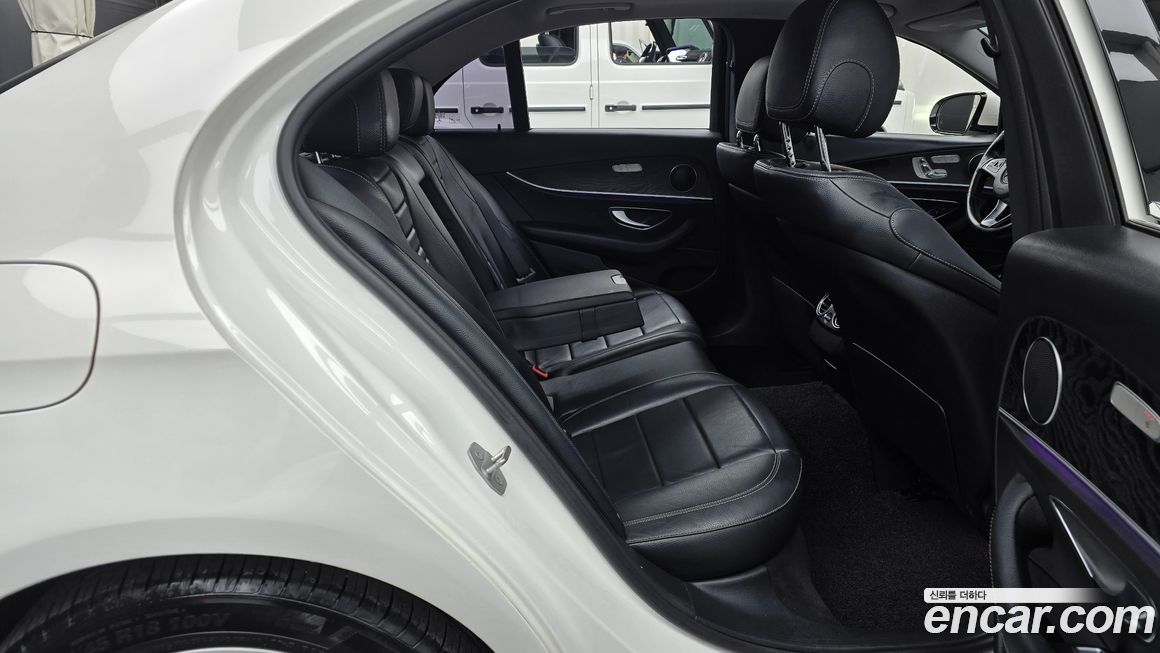 Mercedes-Benz E-Class 2017