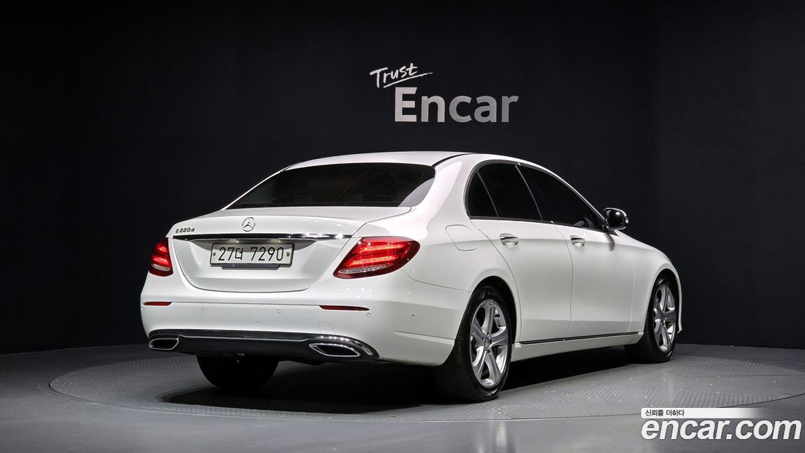 Mercedes-Benz E-Class 2017