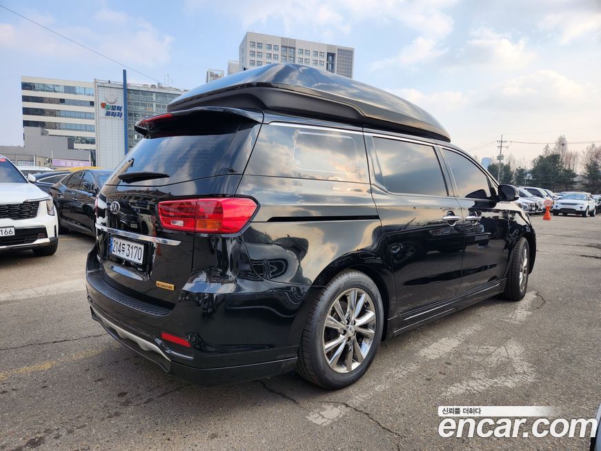 Kia Canival 2019
