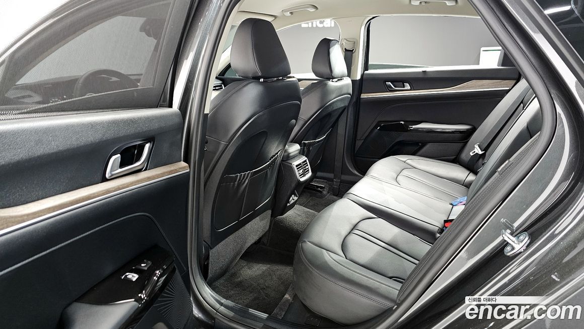 Kia K5 2023