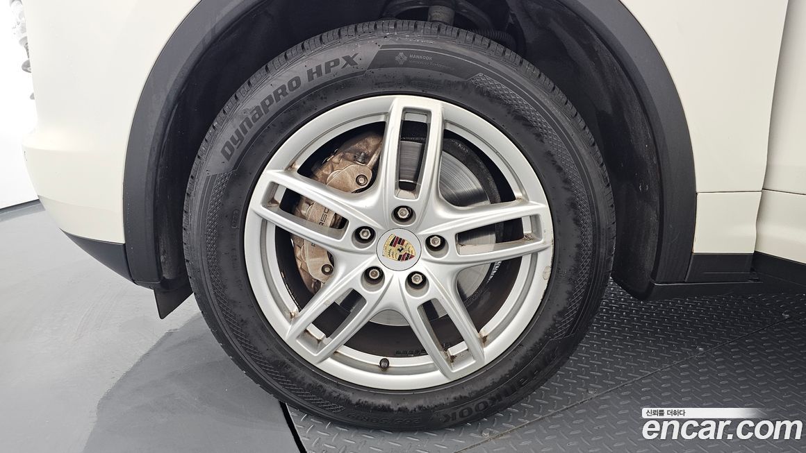 Porsche Cayenne 2011