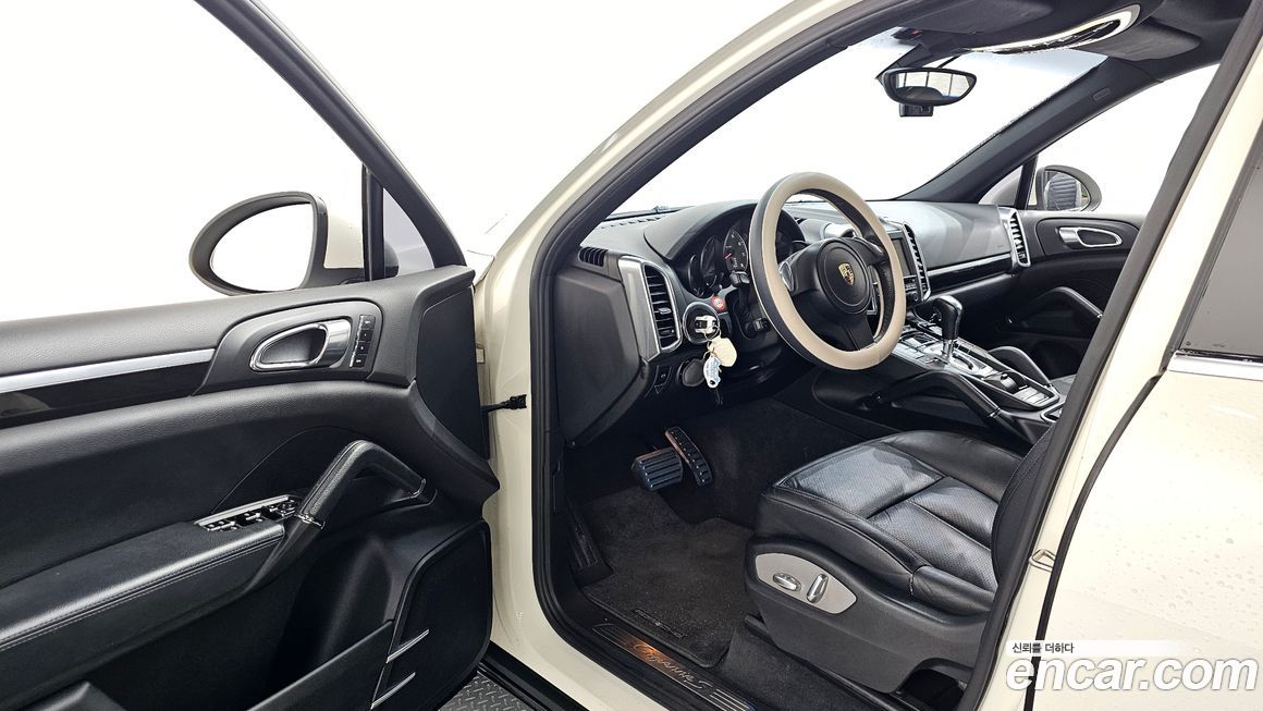 Porsche Cayenne 2011