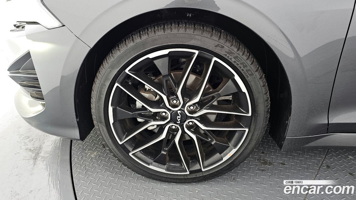 Kia K5 2023