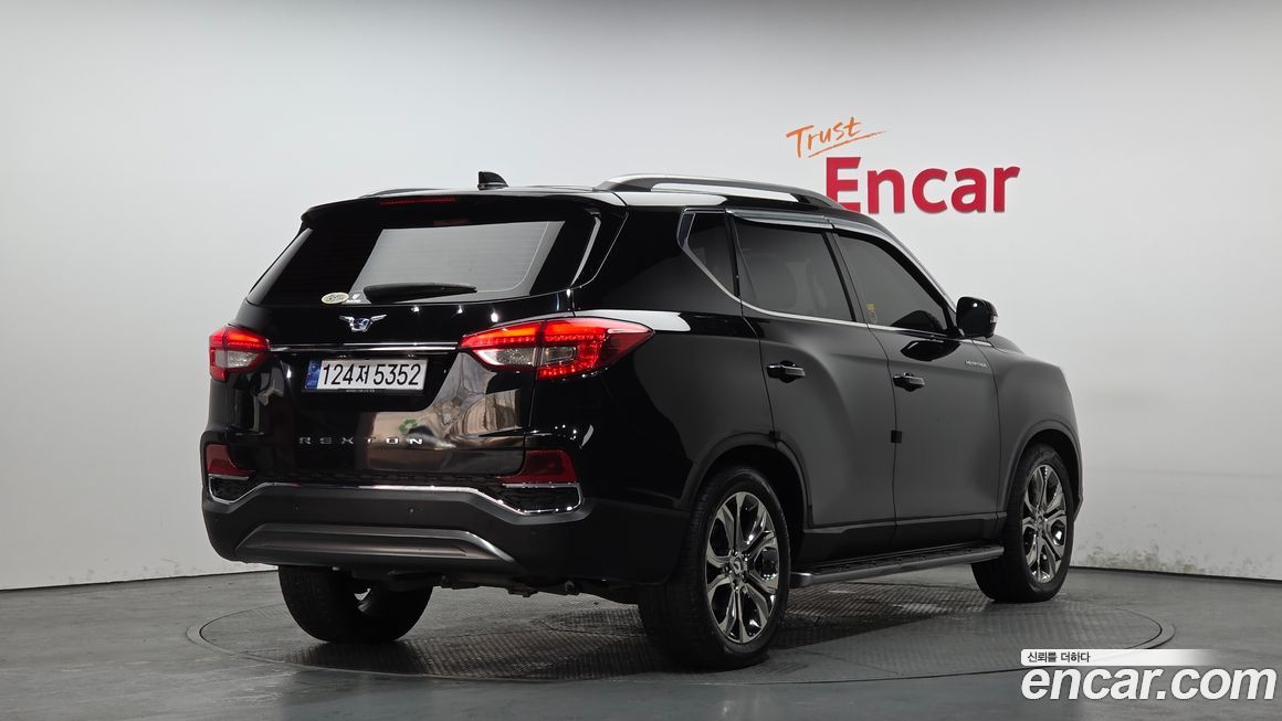 KG_Mobility_Ssangyong Rexton 2020