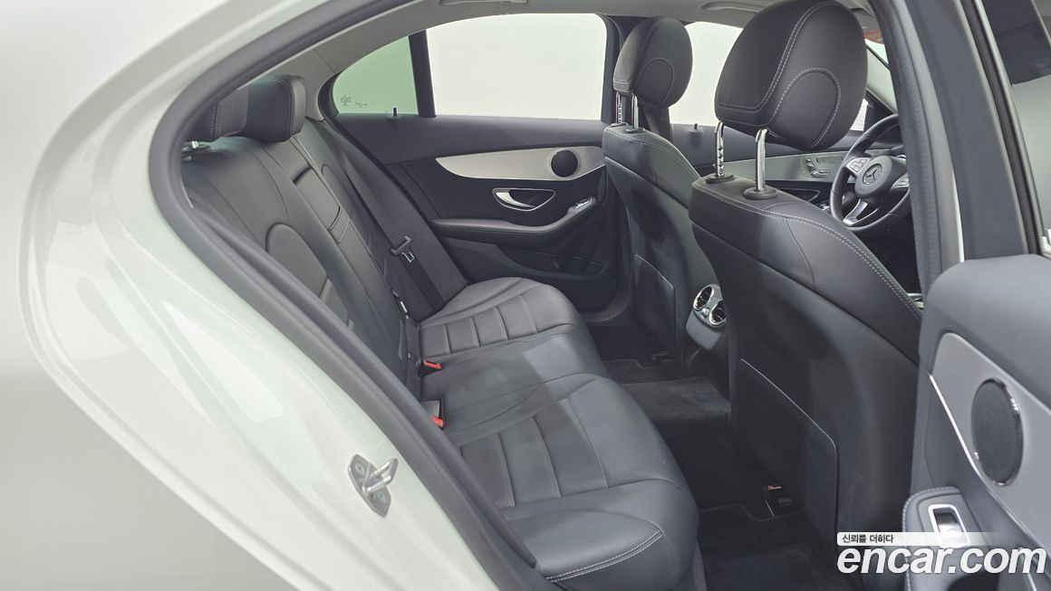 Mercedes-Benz C-Class 2018